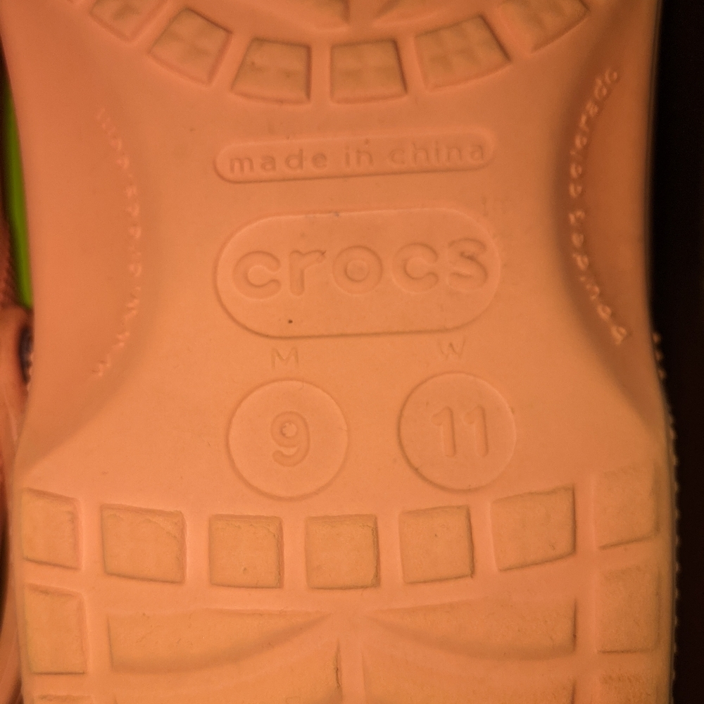 Crocs - Picture 6 of 9